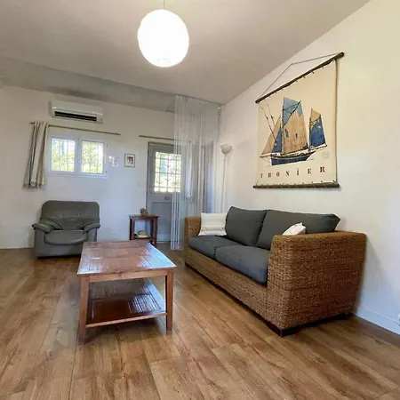 Of 70 M2 With Sea View - בית נופש *